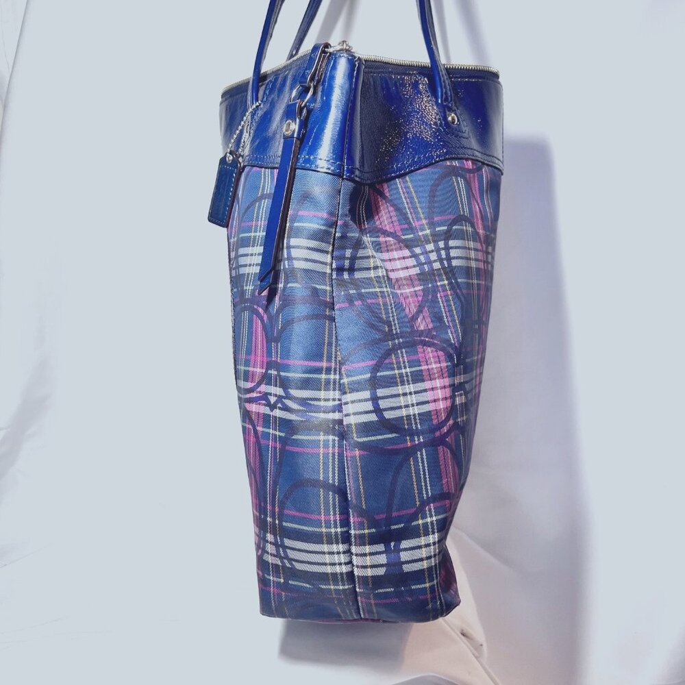 Coach Tote-Plaid-Navy Blue/Pink Mix-G1273-F20109-Large Purse-1 Zip Closure-Light - Picture 5 of 16